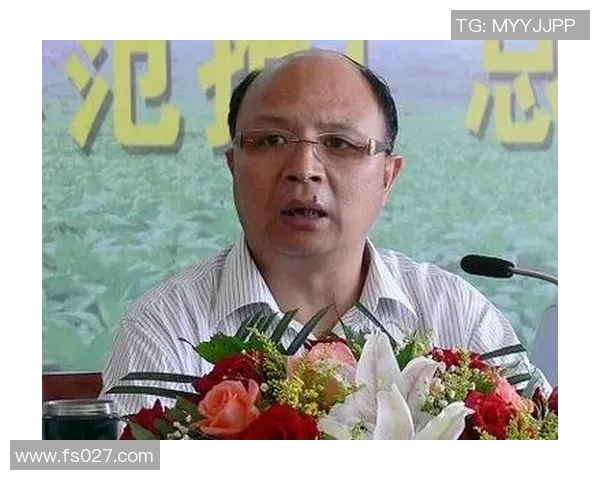 倪永康的政治生涯与影响力探讨:从高官到落马的背后故事